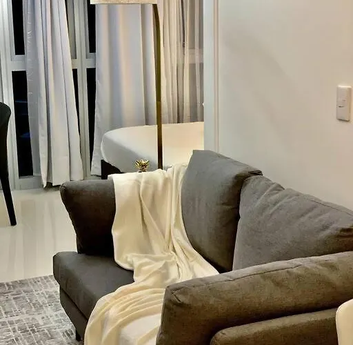 Uptown Parksuites Tower 2 مانيلا