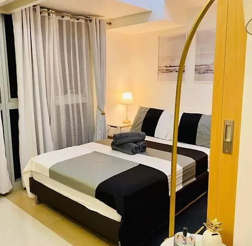 Uptown Parksuites Tower 2 شقة *